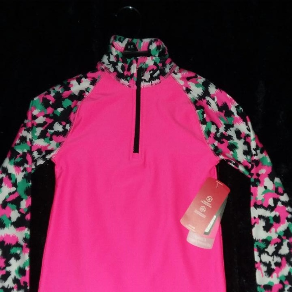 BCG pullover - NWT